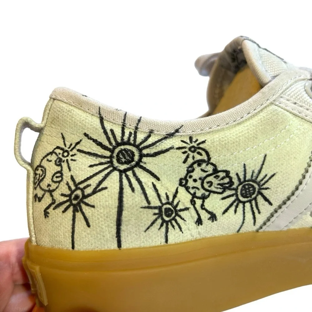 Adidas Nizza Platform Shoes Rare Unique Lemony Cream Color w/ Music Graphics